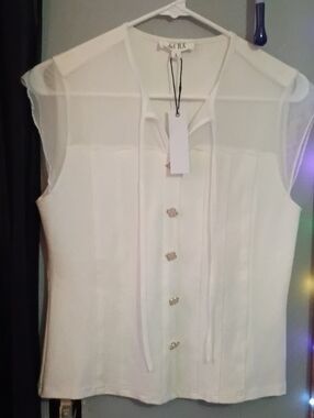 Sleeveless Tie-Neck White Blouse with Decorative Buttons